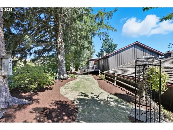 $899,000 | 499 Northeast Williams Road, Gresham, OR 97030