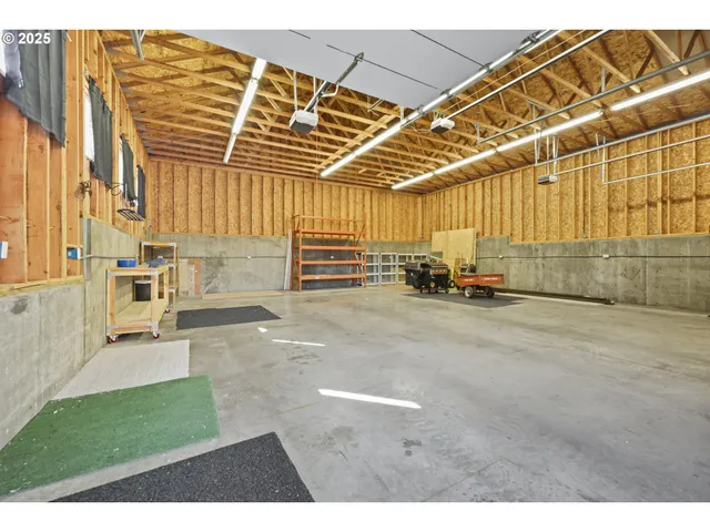 $949,900 | 499 Northeast Williams Road, Gresham, OR 97030