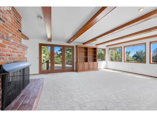 $899,000 | 499 Northeast Williams Road, Gresham, OR 97030