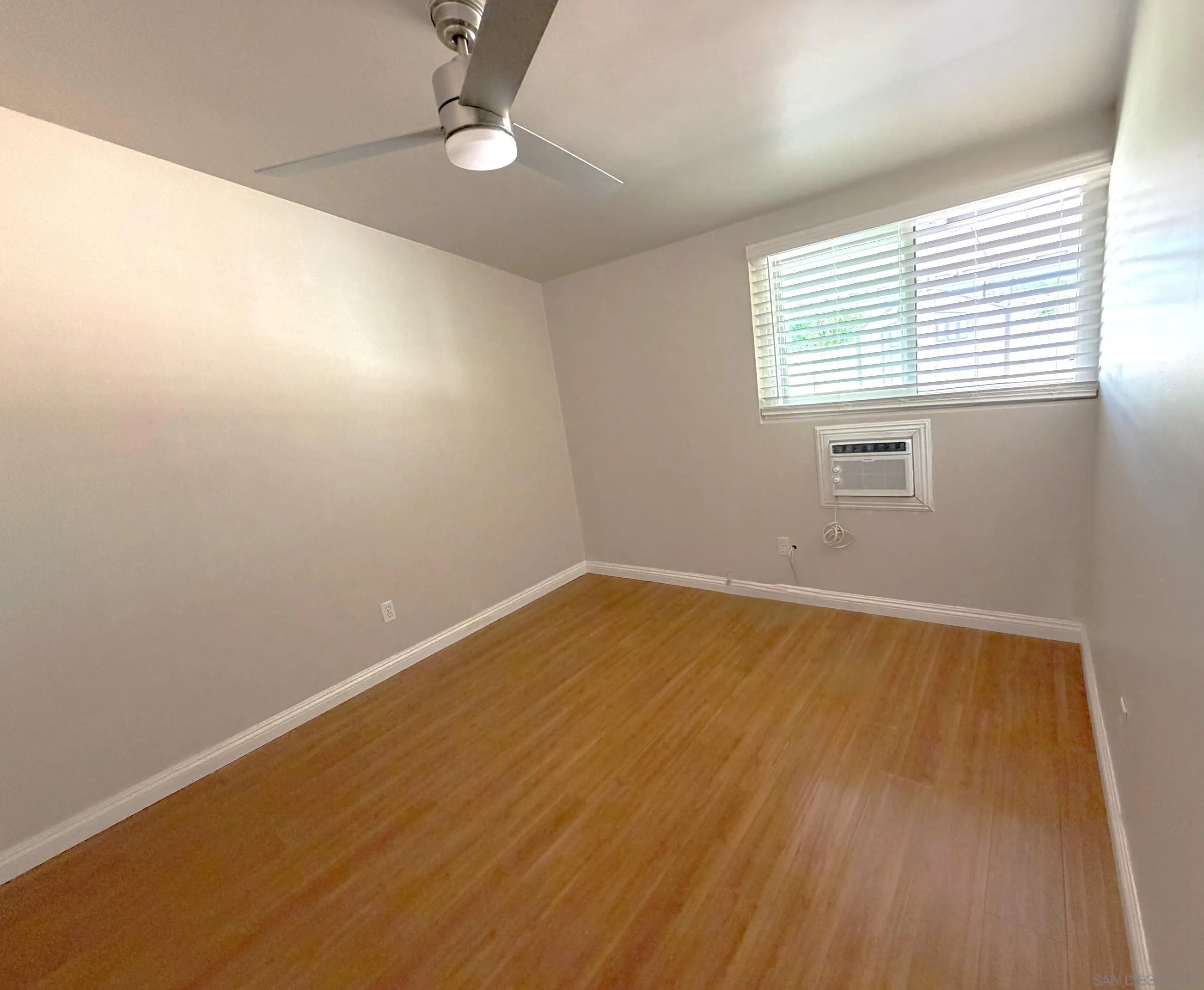 12923 Slack Street Poway, CA 92064 - Photo 11 of 27