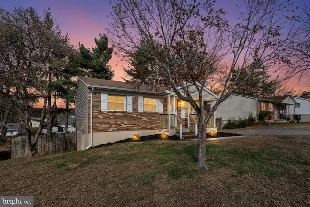 $470,000 | 4502 Kentmore Drive, Woodbridge, VA 22193