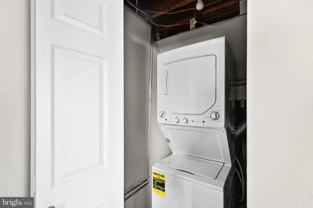 $470,000 | 4502 Kentmore Drive, Woodbridge, VA 22193