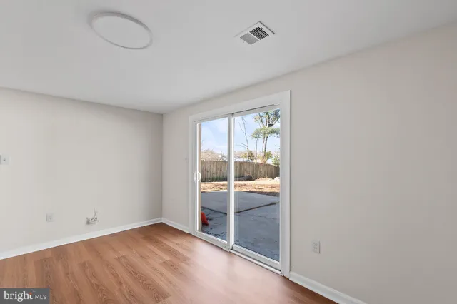 $470,000 | 4502 Kentmore Drive, Woodbridge, VA 22193