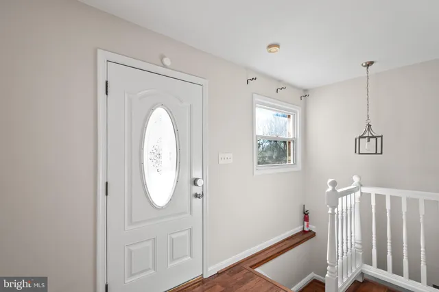 $470,000 | 4502 Kentmore Drive, Woodbridge, VA 22193