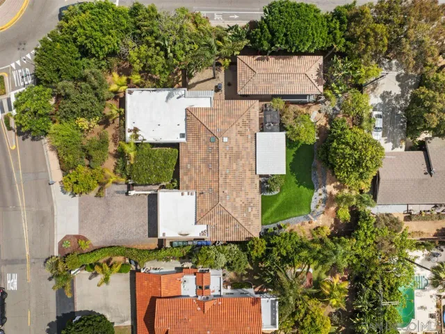 $3,800,000 | 1180 Devonshire Drive, Encinitas, CA 92024