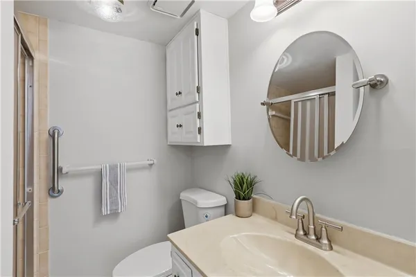 $139,500 | 303 East Partridge Avenue, Unit 39, Independence, MO 64055