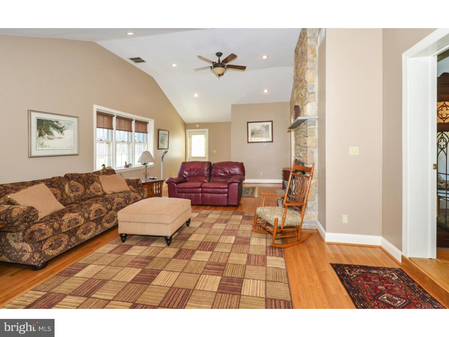 2201 East Orvilla Road Hatfield, PA 19440 - Photo 4 of 19 Gallery Image 4