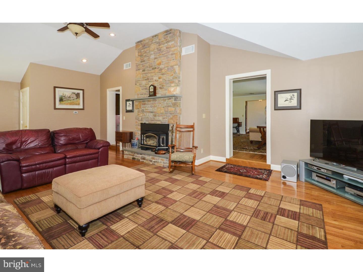 2201 East Orvilla Road Hatfield, PA 19440 - Photo 6 of 19 Gallery Image 6