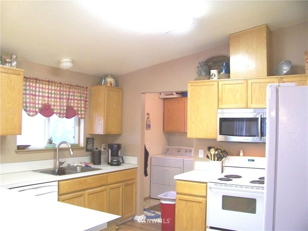 1670 Spencer Road Salkum, WA 98582 - Photo 13 of 23 Gallery Image 13