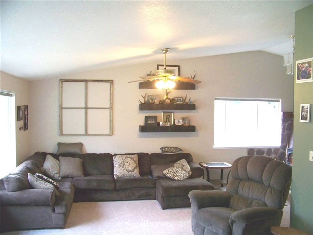 1670 Spencer Road Salkum, WA 98582 - Photo 5 of 23 Gallery Image 5