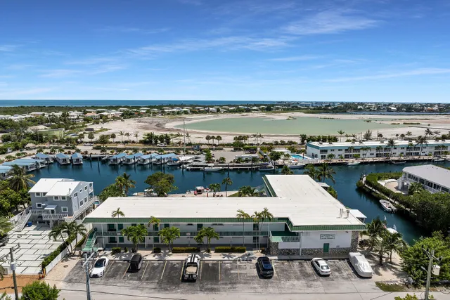 $390,000 | 5301 Ocean Terrace, Unit 2, Marathon, FL 33050