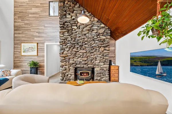 $485,000 | 3301 Vermont Rte 100, Warren, VT 05674