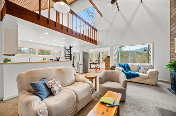 $485,000 | 3301 Vermont Rte 100, Warren, VT 05674