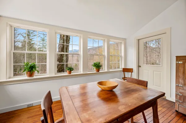 $485,000 | 3301 Vermont Rte 100, Warren, VT 05674