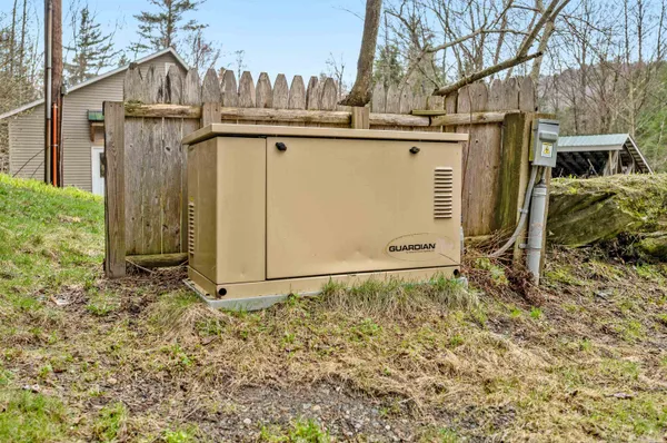 $485,000 | 3301 Vermont Rte 100, Warren, VT 05674