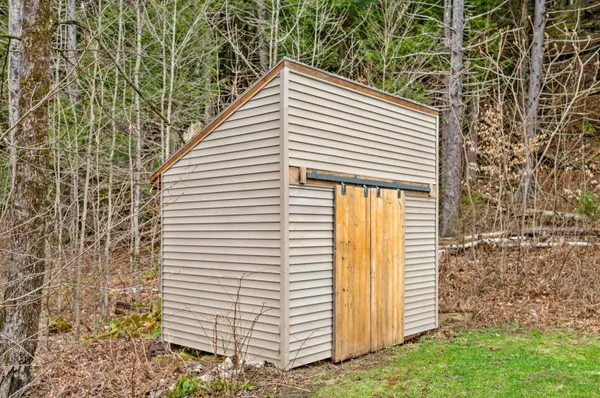 $485,000 | 3301 Vermont Rte 100, Warren, VT 05674