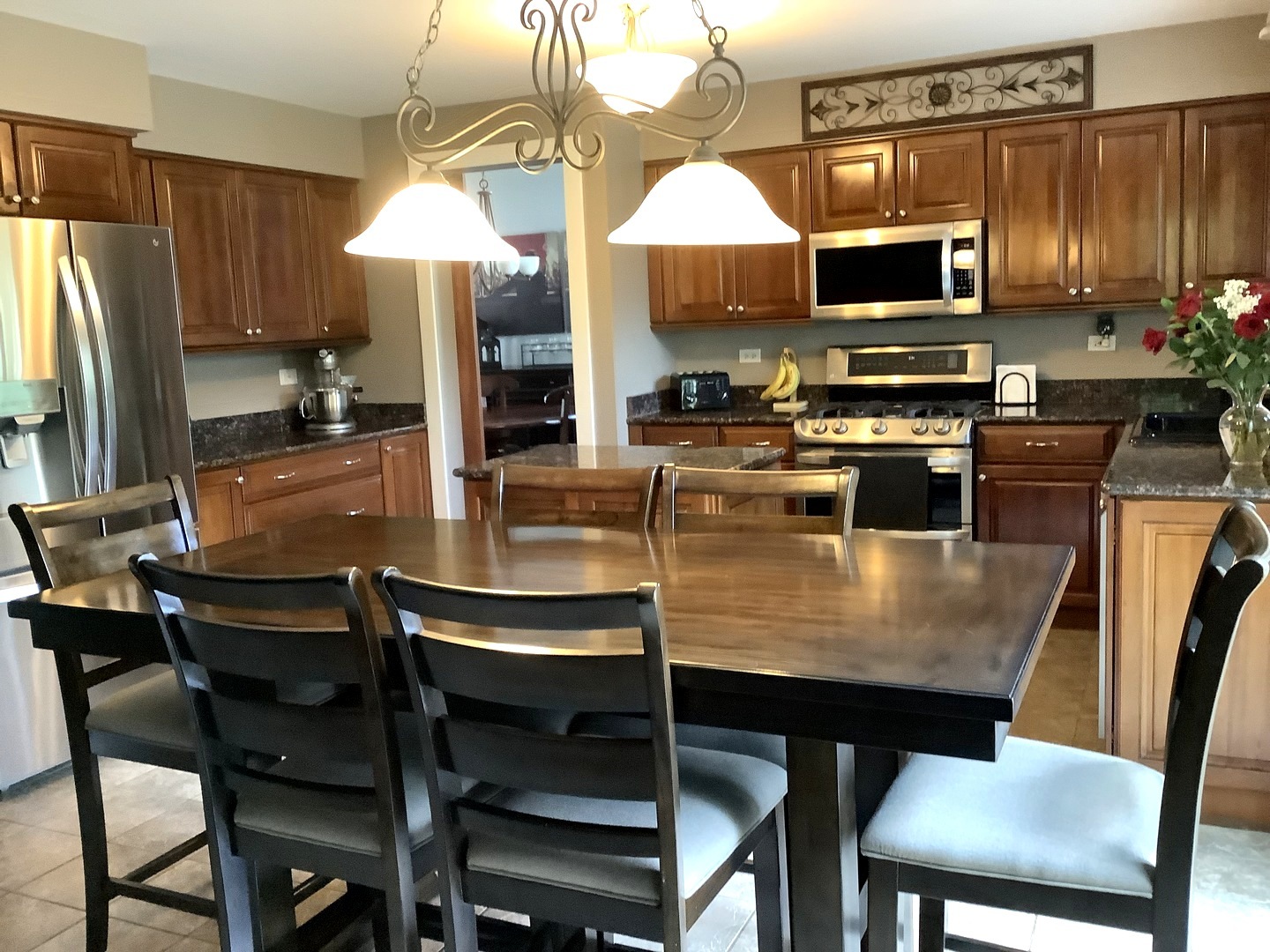 240 Ellis Road Lake In The Hills, IL 60156 - Photo 6 of 29