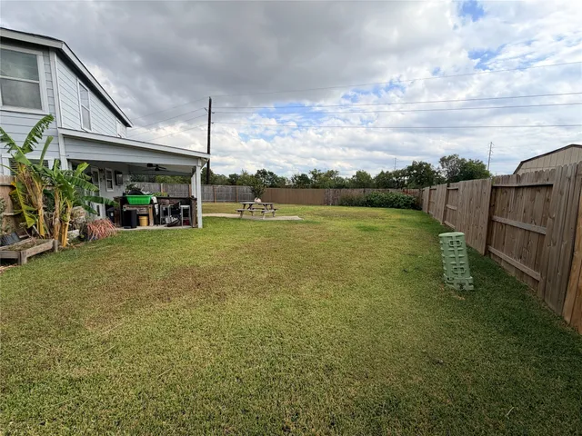a view of a outdoor space