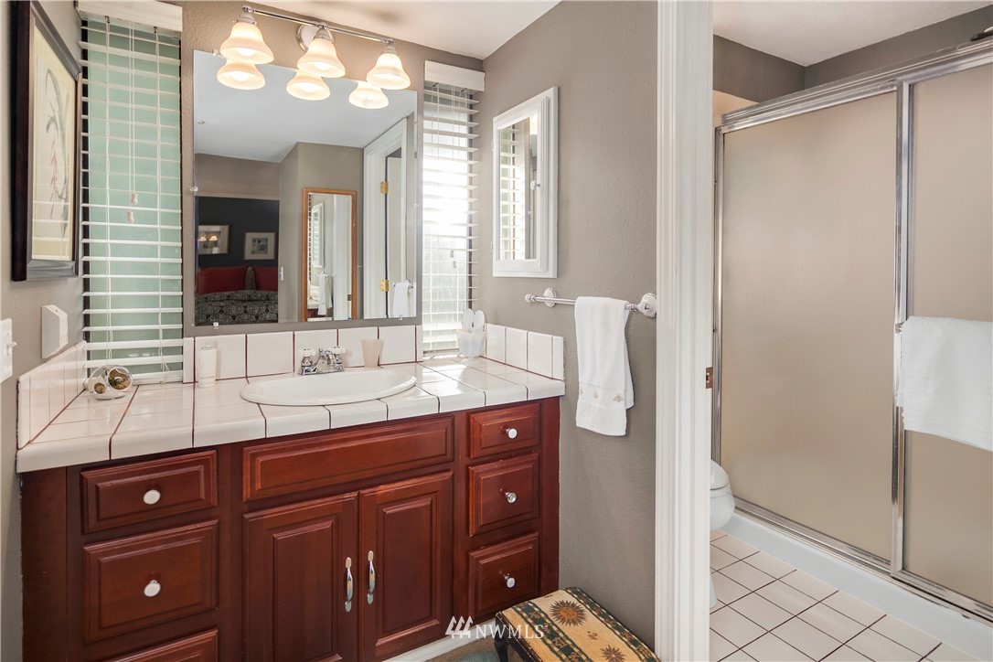 17226 163rd Place Southeast Renton, WA 98058 - Photo 13 of 24 Gallery Image 13