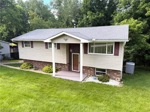 $219,500 | 791 North Overlook Drive, Steubenville, OH 43953
