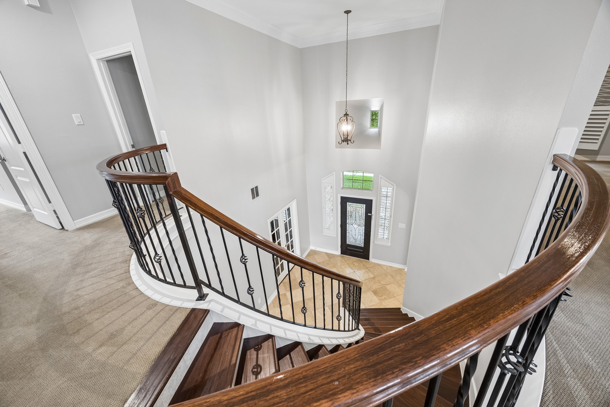 6331 Collina Springs Court Houston, TX 77041 - Photo 20 of 34 a view of an entryway