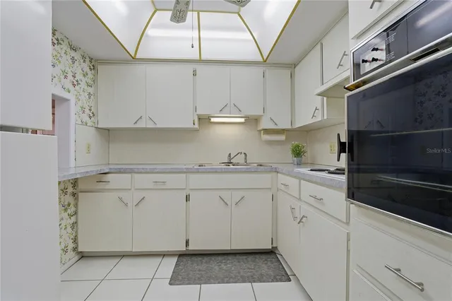 $99,000 | 2458 Columbia Drive, Unit 68, Clearwater, FL 33763