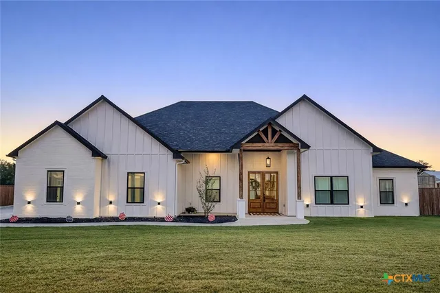 $665,000 | 209 Comanche Drive, Gatesville, TX 76528