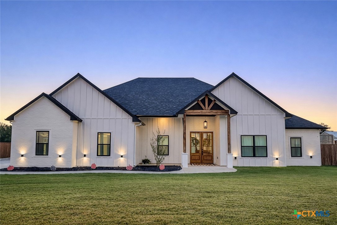 209 Comanche Drive Gatesville, TX 76528 - Photo 1 of 23