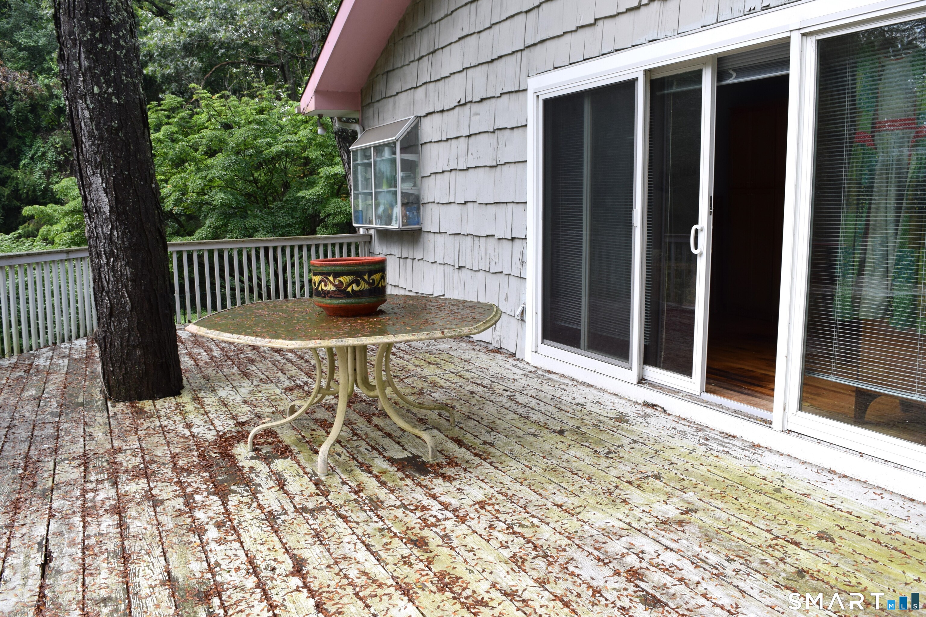 65 Interlaken Road Stamford, CT 06903 - Photo 13 of 16 Gallery Image 13