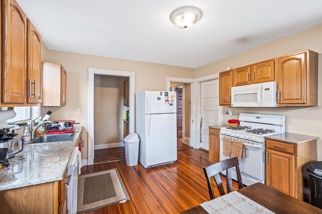 229 Centre Street Boston, MA 02124 - Photo 15 of 26