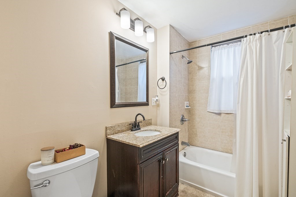 229 Centre Street Boston, MA 02124 - Photo 5 of 26
