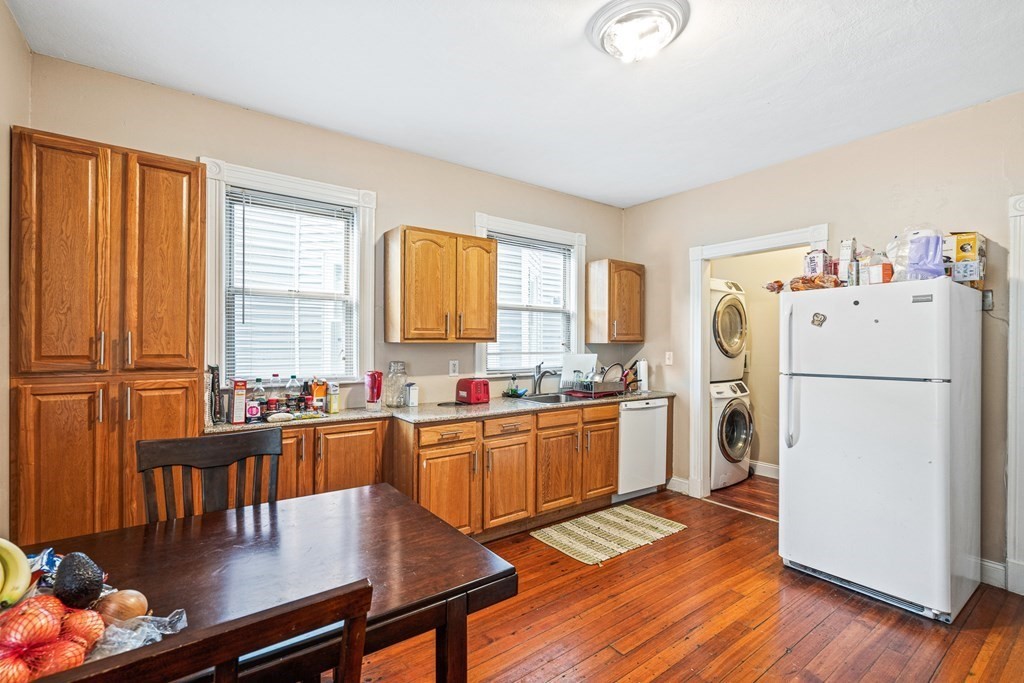 229 Centre Street Boston, MA 02124 - Photo 8 of 26