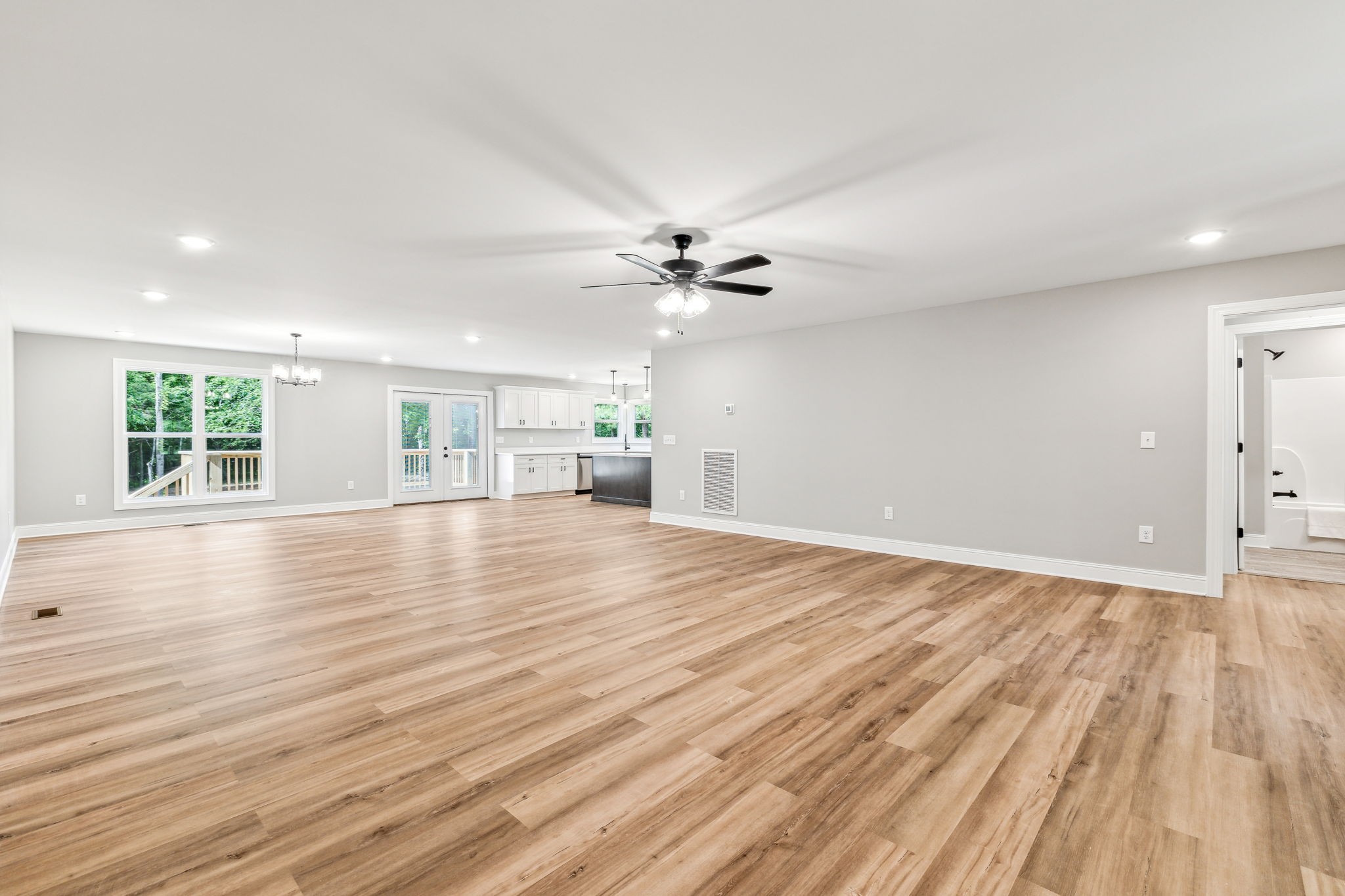 2009 Mosley Ferry Road Chapmansboro, TN 37035 - Photo 5 of 49 Gallery Image 5