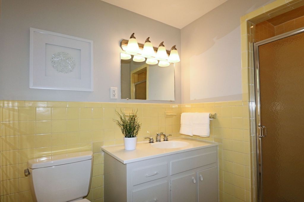 2 Hickory Hill Road Wayland, MA 01778 - Photo 9 of 20