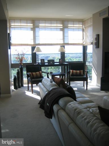 1830 Fountain Drive, Unit 802 Reston, VA 20190 - Photo 13 of 22 Bay Window