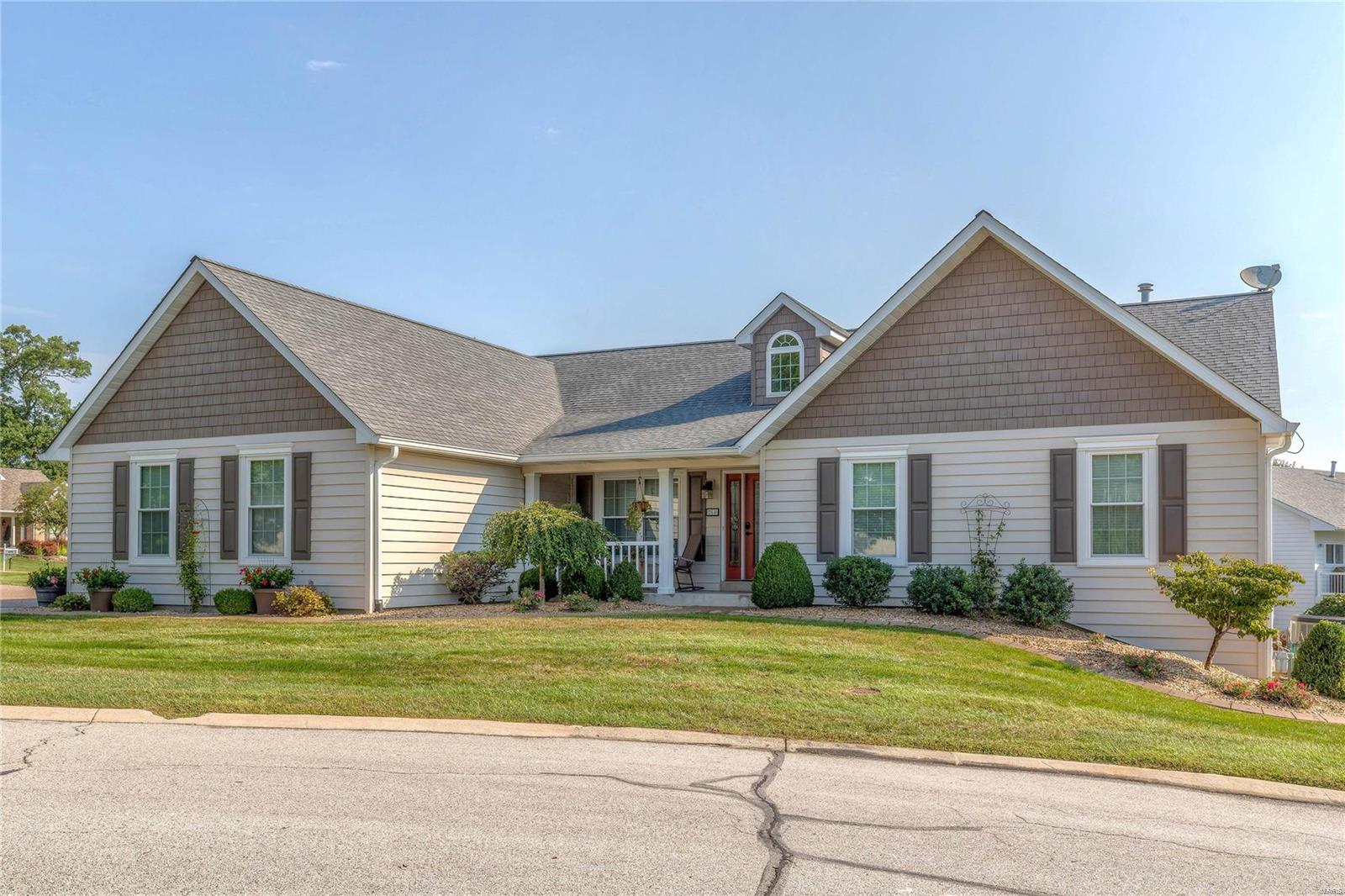 264 Ashdown Forest Weldon Spring, MO 63304 - Photo 2 of 3 Gallery Image 2