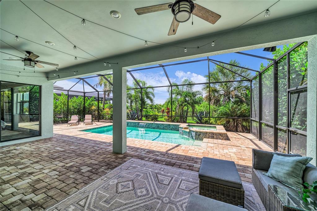 16438 Slate Place Lakewood Ranch, FL 34211 - Photo 17 of 60