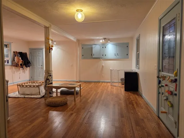 $5,000 | 275 South Pierce Road, East Greenwich, RI 02818