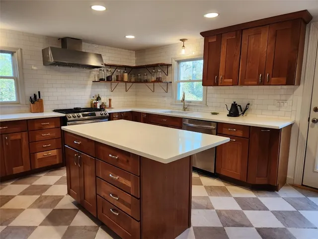 $5,000 | 275 South Pierce Road, East Greenwich, RI 02818