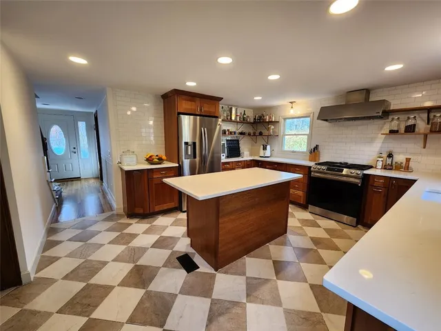 $5,000 | 275 South Pierce Road, East Greenwich, RI 02818