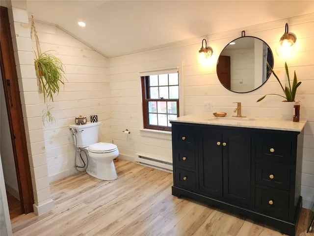 $5,000 | 275 South Pierce Road, East Greenwich, RI 02818