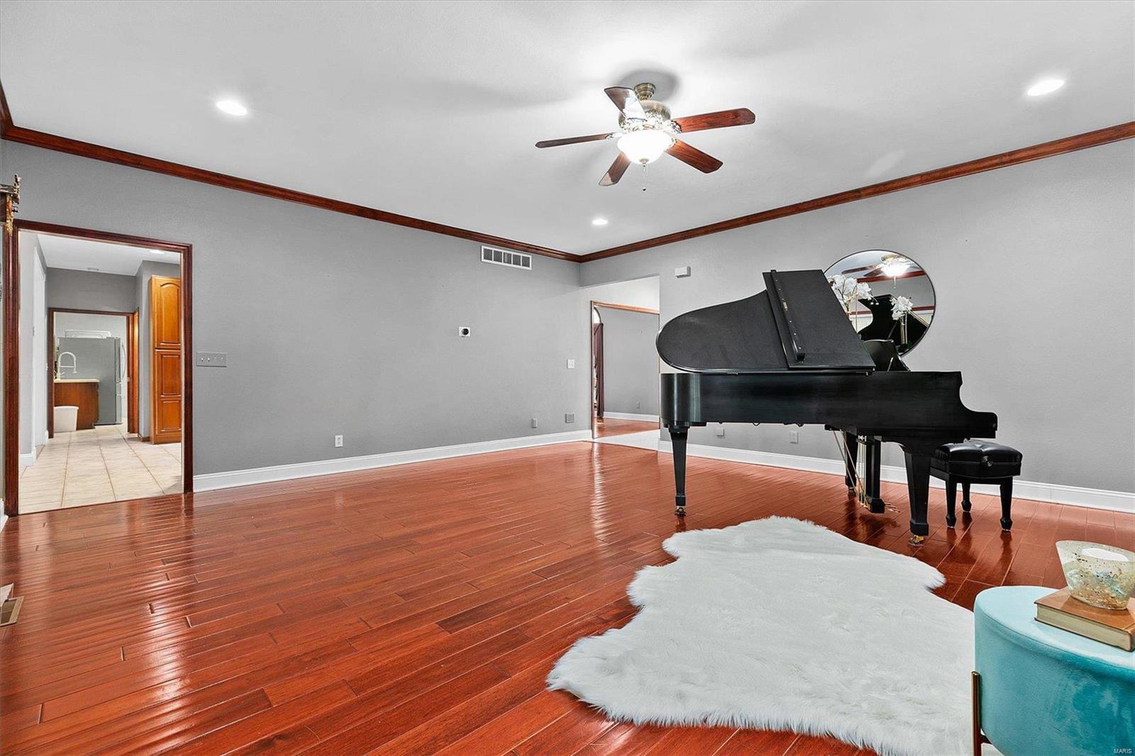 247 Bethel Road O'Fallon, IL 62269 - Photo 13 of 58