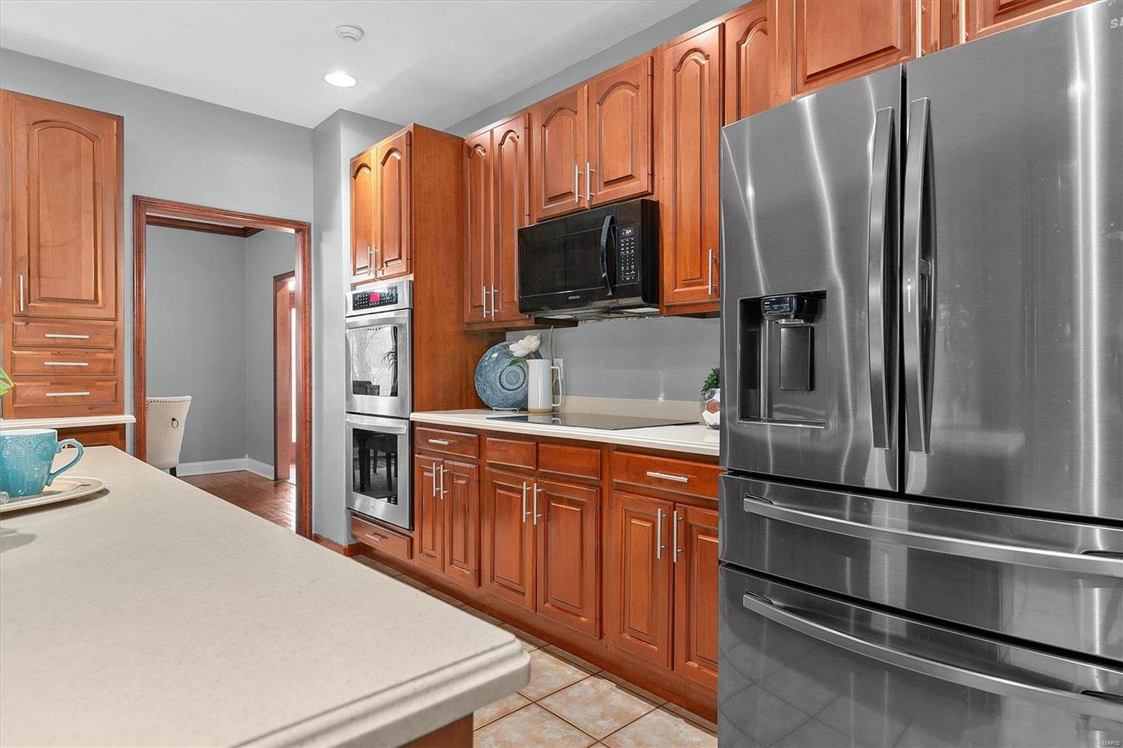 247 Bethel Road O'Fallon, IL 62269 - Photo 9 of 58