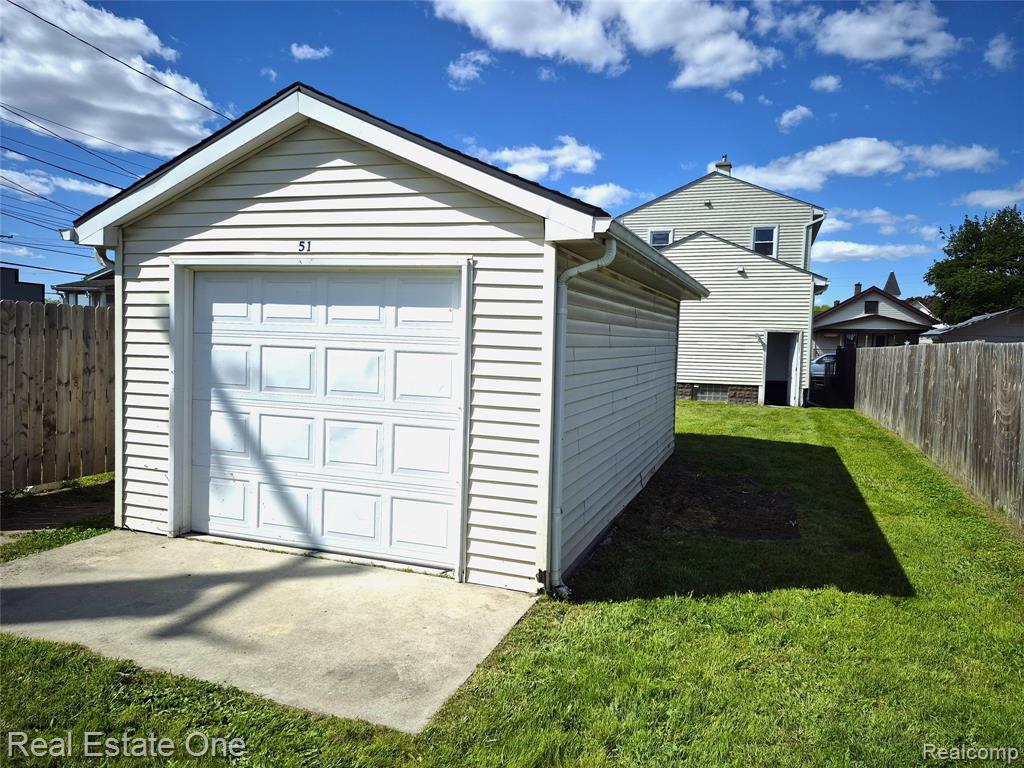 51 Elizabeth Street River Rouge, MI 48218 - Photo 32 of 33