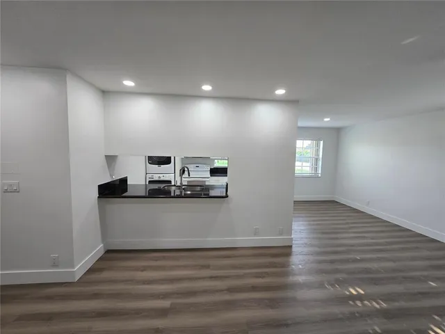 $2,200 | 8886 Southwest 3rd Street, Unit 202, Pembroke Pines, FL 33025
