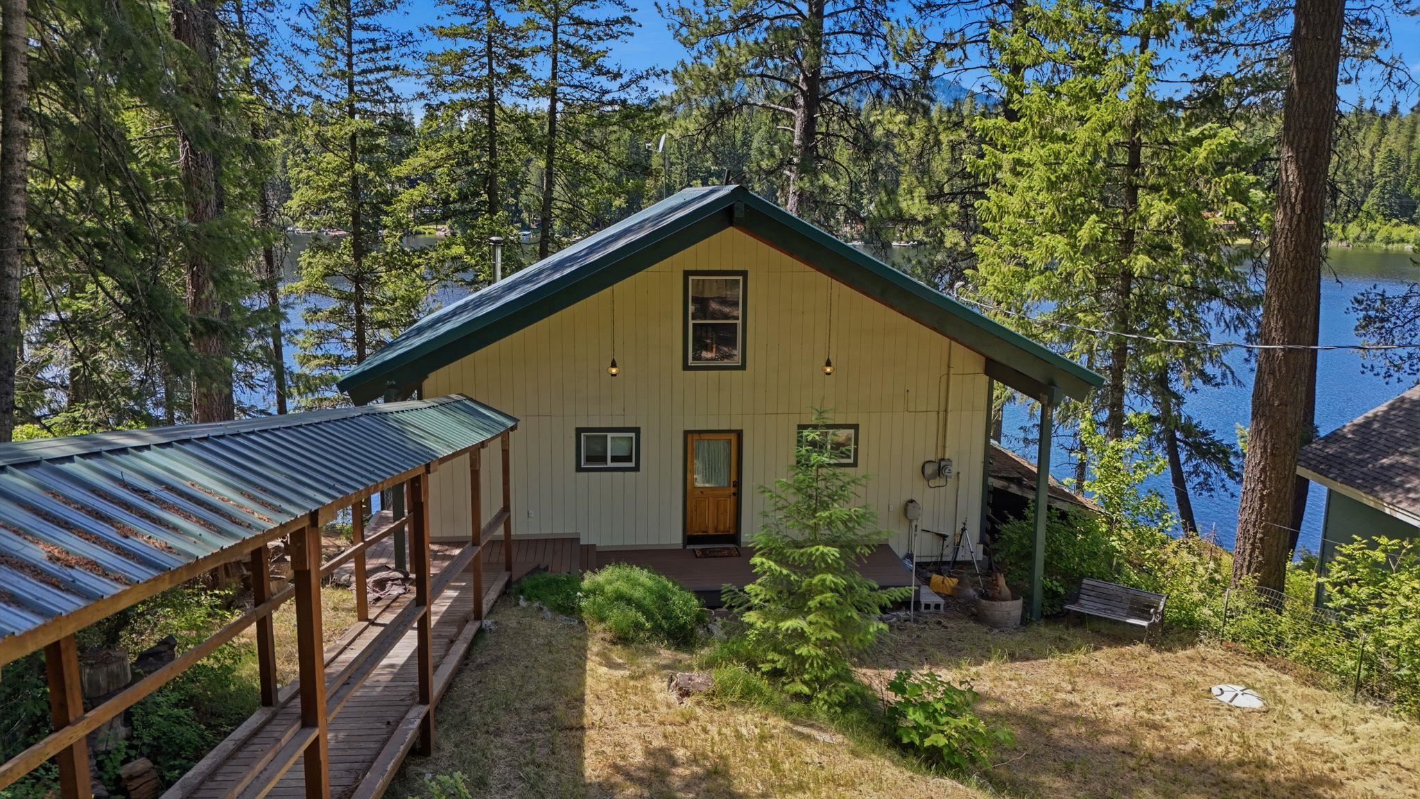 421 Eastshore Road Newport, WA 99156 - Photo 2 of 46