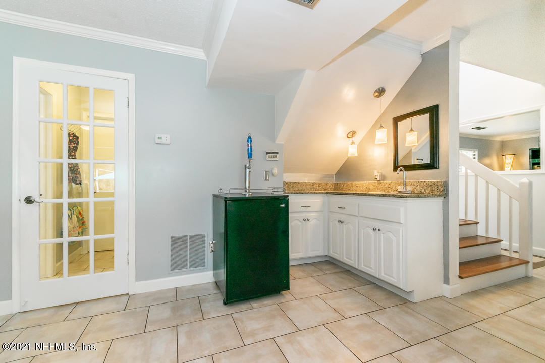 1405 Ryar Road Jacksonville, FL 32216 - Photo 11 of 35 011