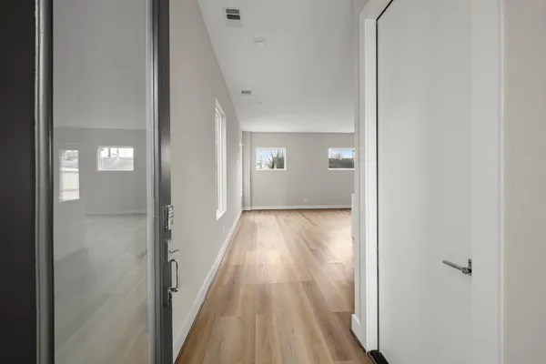 $2,100 | 8115 Esther Acres Lane, Houston, TX 77088