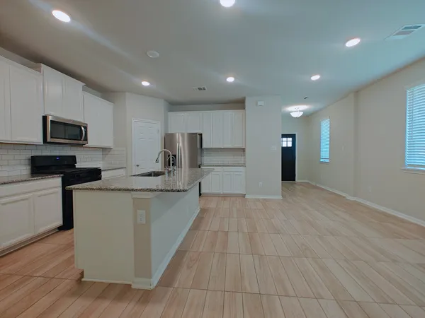 $1,995 | 26046 Quiet Field Court, Richmond, TX 77406