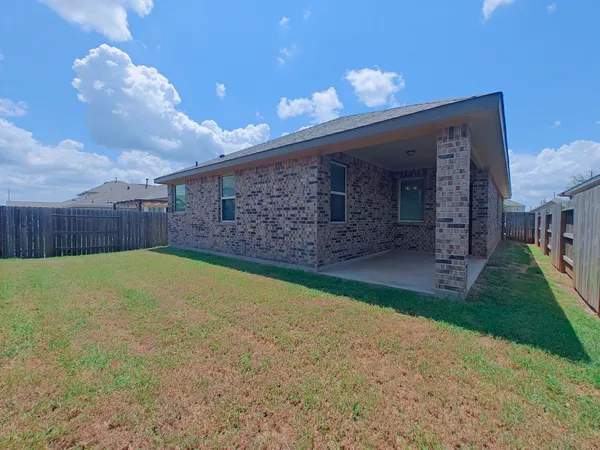 $1,995 | 26046 Quiet Field Court, Richmond, TX 77406